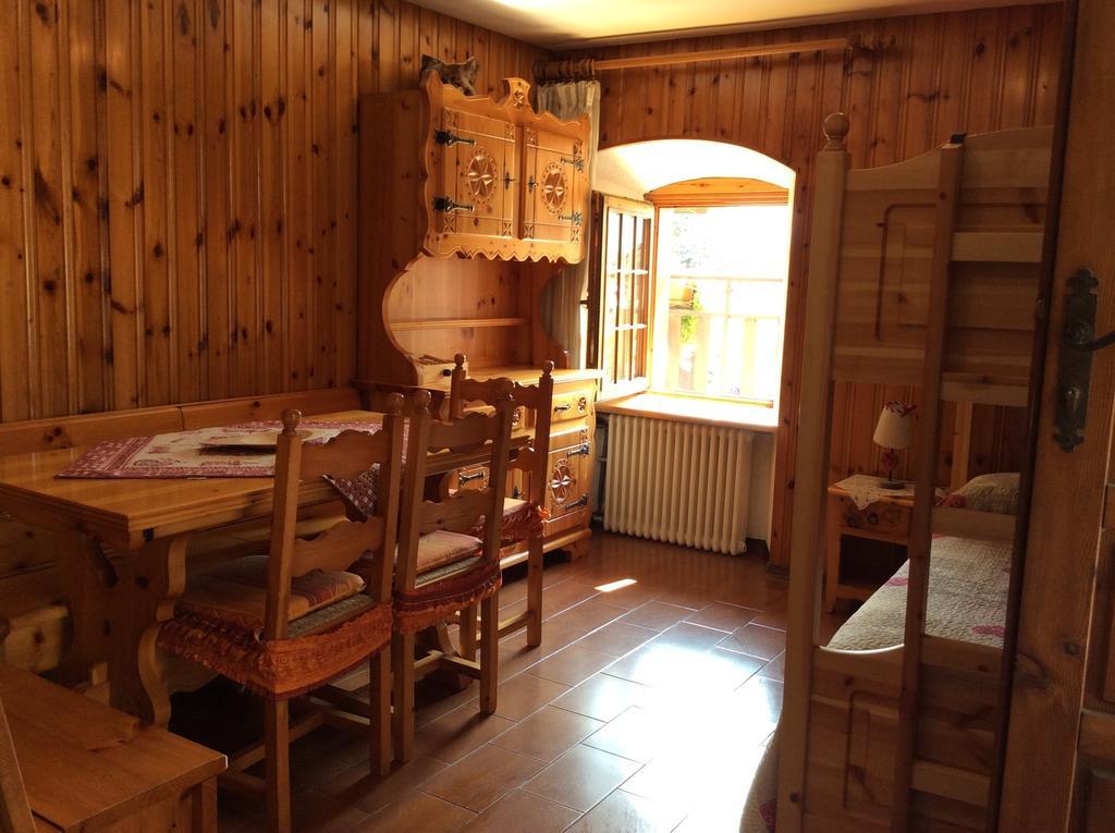 B&B La Vieille Meison De Pappa Sarre Номер фото